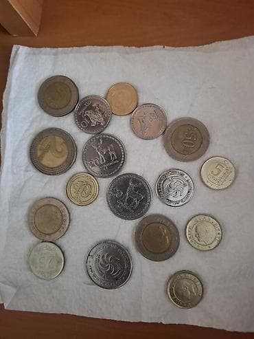 Xarici və regional sikkələrdən ibarət qarışıq kolleksiya dəsti — 1