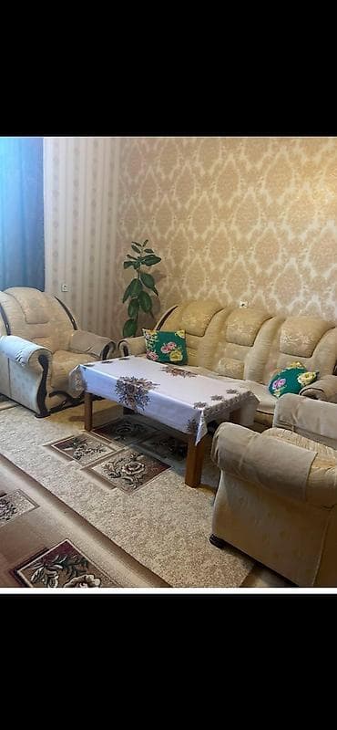 reception masa: Təcili‼️Divan, 2 kreslo və jurnal masası. 260 man. Ünvan Mərdəkan — 1