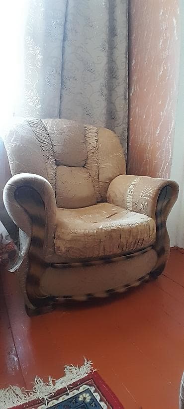 həsir stol stul: İşlənmiş, Klassik divan, Divan — 4