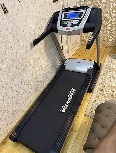 Volksgym brendinə məxsus qaçış zolağı, istifadəçilərə evdə məşq etmək