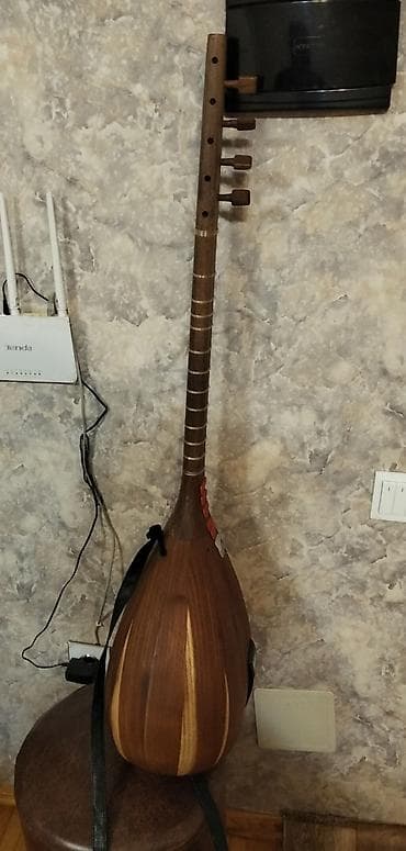 Клавишные инструменты: Saz elektron təzədir alınıb tutu qozu düzəlib ağqacı toyu üçün 160 azn — 2