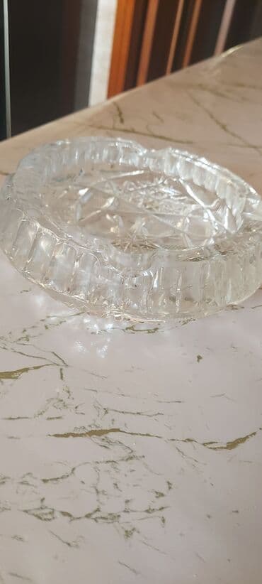 Pərdə və jalüzlər: Kəsimli kristal külqabı - Material: qalın, şəffaf kəsimli kristal — 2