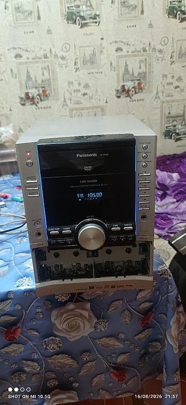 karaoke oxumaq: Panasonic SA-VK460 DVD Stereo System - 5 diskli dəyişdirici (5 Disc — 2