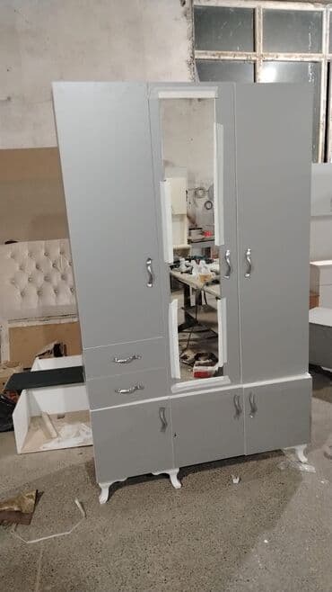 kombi ucun şkaf: Yeni, Açılan, 3 qapılı Düz dolab, Şifonyer, Rusiya — 1