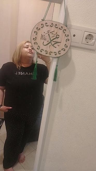 evde derzi isi: Ofisiant tələb olunur, Kafe, Gündəlik ödəniş, 30-45 yaş, 6 ildən artıq təcrübə — 1