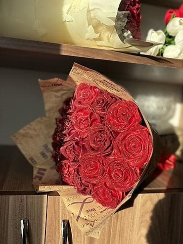 Постельное белье: Hədiyyəlik süni güllər dəstləri - Tulpandan ibarət rəngarəng buket — 2