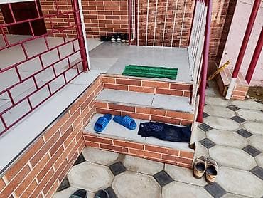 sabuncu ev satilir: Katej 20 ci məhəllə 4 otaq sənəd jek sənədi 58000 sonu — 9