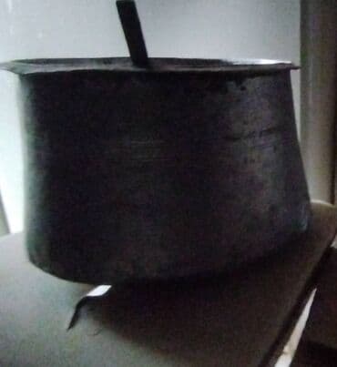 qab qaşiq: Gədimi müxtəlif mis gablar müxtəlif gimətə.80 manatdan 250 m — 1