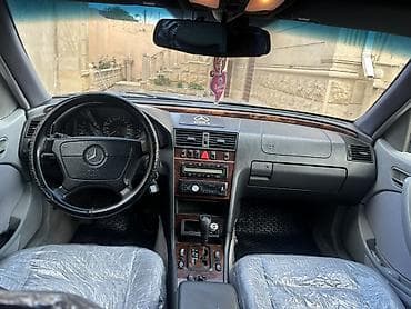 qazel ehtiyat hisseleri satisi: Mercedes-Benz C 200: 2 l | Sedan — 4