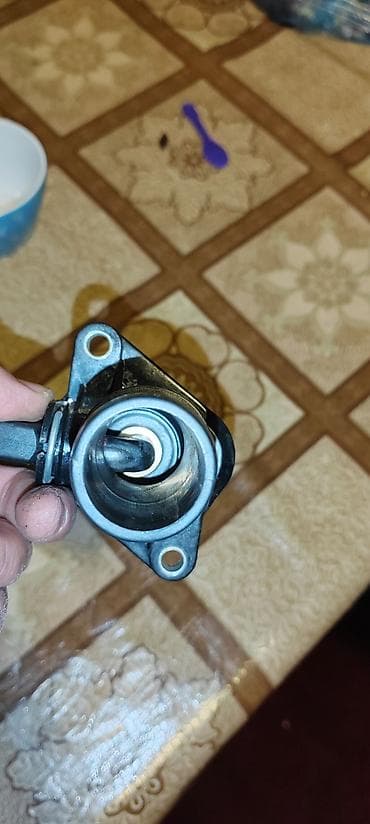 nasosu: Məhsul: Avtomobil üçün termostat komplekti (korpus + termostat kapsulu — 5