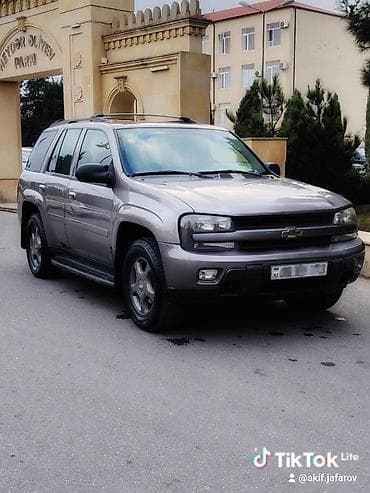arceo disk: Chevrolet TrailBlazer LT – orta ölçülü SUV - Korpus: 5 qapılı, tünd — 1