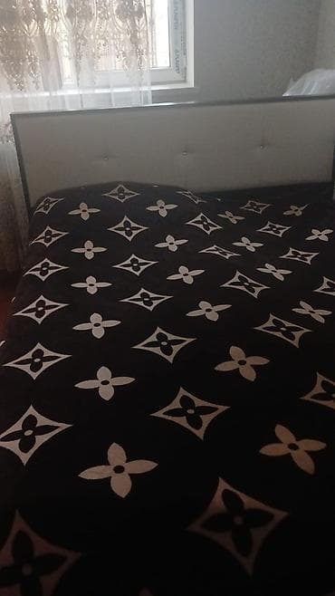 yataq mebeli işlenmiş: İkinəfərlik çarpayı, Dolab, İşlənmiş — 2