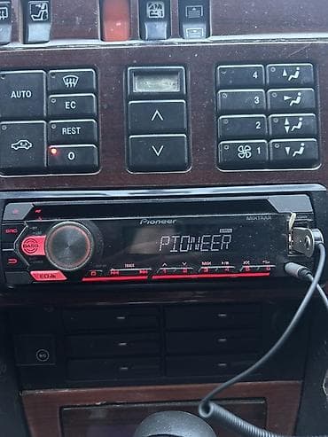 210 cin nomreler: Avtomobil üçün tam audio sistemi - Baş maqnitola: Pioneer birDIN — 1