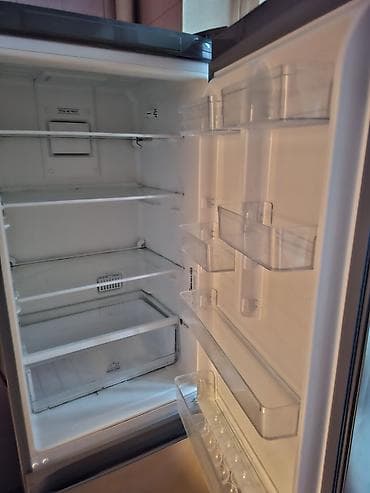 soyuducu skaf: İşlənmiş 2 qapılı Hotpoint Ariston Soyuducu Satılır, rəng - Gümüşü — 3