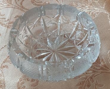 искусственные цветы баку: Xrustal kül qabı işlənmib materialı çox ağırdır qiyməti 50 AZN Güldan — 1