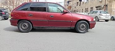 qırmızı maşın: Opel Astra: 1.6 l | 1997 il 32533 km Hetçbek — 7