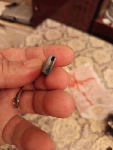 Aş qazanı: Məhsul: MicroSD kart üçün USB kart oxuyucu işləkdir.(077)3518353) — 2