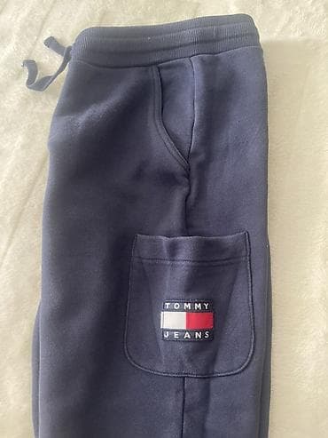 Tommy Jeans kişi idman şalvarı - Rəng: tünd göy/navy - Model: jogger