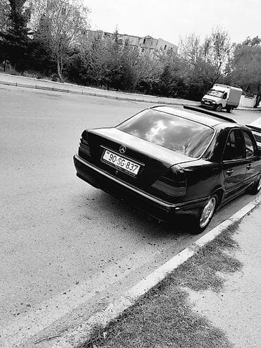 renault megane disk: Mercedes-Benz E-Class (W210) sedan - Kuzov: 4 qapılı sedan, tünd göy — 6