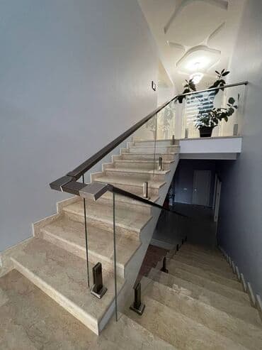 1 otaqlı kohnə tikili: 200 kv. m, 4 otaqlı — 12