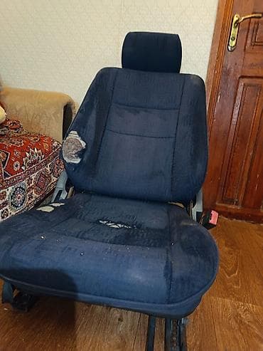 mersedes ehtiyat: Avtomobil ön oturacağı – parça üzlüklü, tənzimlənən bel dayağı və — 5
