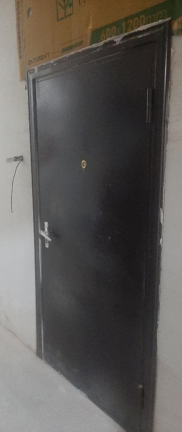 Metal giriş qapısı - Material: tam polad konstruksiya, möhkəm metal