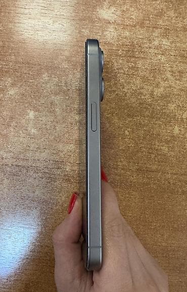 IPhone 15 Pro, 256 GB, Gümüşü, Face ID — 2