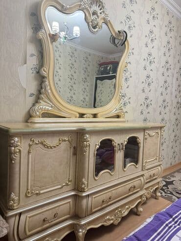 столы из мрамора: Б/у, С зеркалом — 1