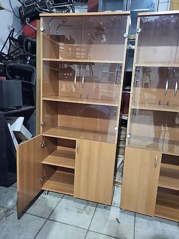 2el dolablar: Şüşəli vitrin şkaflar – 2 ədəd (eyni model) - Material: ağac — 6