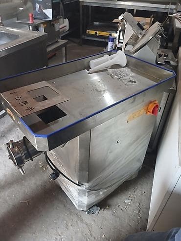 Sənaye tipli ət çəkən maşın - Material: tam paslanmayan polad gövdə