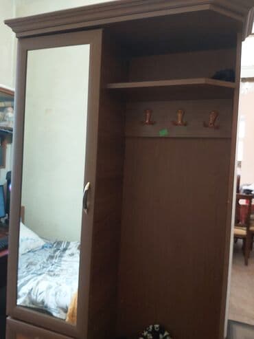 Qarderob, paltar dolabı