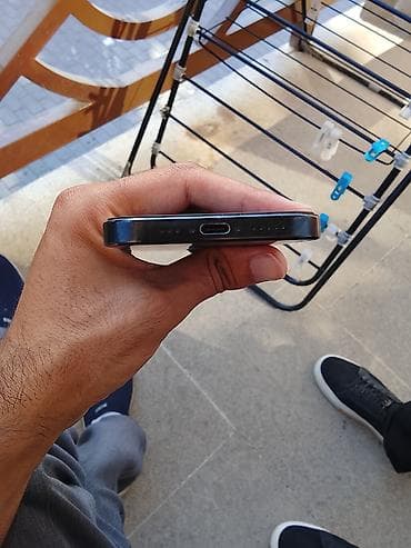 IPhone 16 Pro, 128 GB, Black Titanium, Simsiz şarj, Face ID — 6