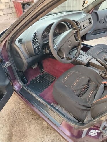 bmw spacer: BMW 3 series: 2 l | 1993 il Sedan — 3