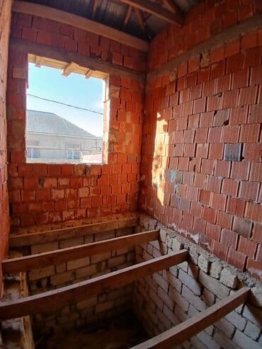 ev bakıda: 3 otaqlı, 90 kv. m, Kredit var, Təmirsiz — 10