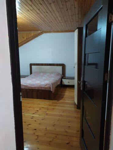 şuşa şəhərciyi: 3 otaqlı, 112 kv. m, Orta təmir — 5