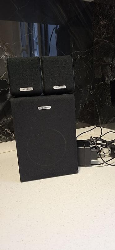 İşlənmiş Creative Kolonka, Növ - Kompüter üçün, rəng - Qara