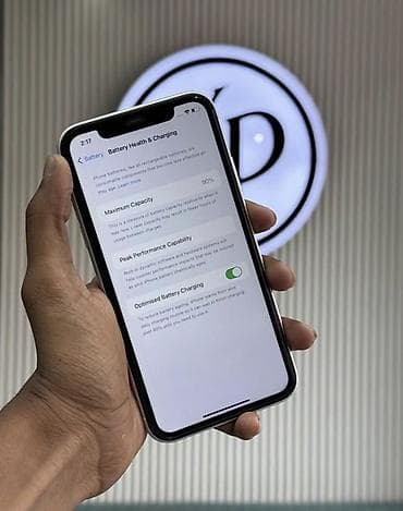 apple 11: IPhone 11, 128 GB, Ağ, Zəmanət, Simsiz şarj, Face ID — 4
