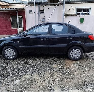 Kia rio avtomat sedan. Yaxşi veziyyetdedir heç bir problemi yoxdu — 7