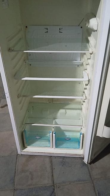 Техника и электроника: Б/у 2 двери Beko Холодильник Продажа, цвет - Белый — 5