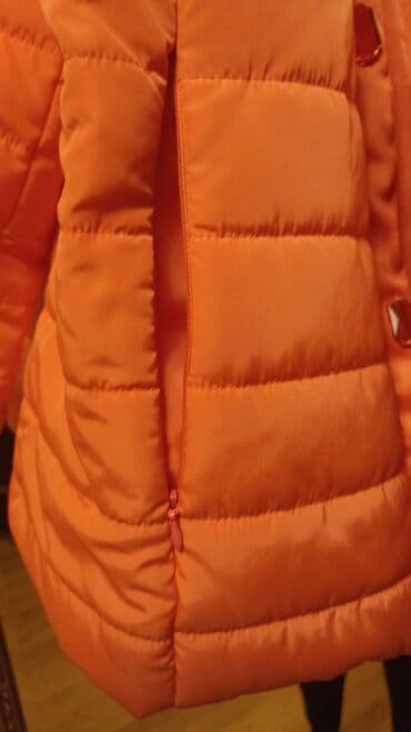 sarı rəngli kişi gödəkçəsi: Kurtka,proizvodstvo Germanii.novaya,ocen krasivaya i modnaya.razmer — 10