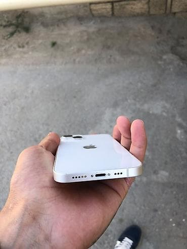 iphone 4 s: IPhone 13, Ağ, Face ID — 3