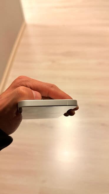 iphone 11 qiymeti ucuz: IPhone 12, 128 GB, Ağ, Face ID — 6