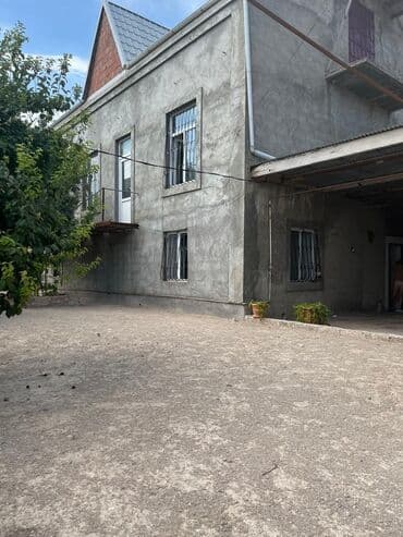 qubada satiliq evler: Binə 5 otaqlı, 200 kv. m, Kredit yoxdur, Orta təmir — 1