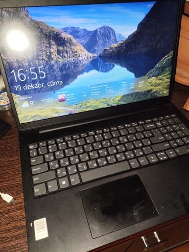Masaüstü kompüterlər və iş stansiyaları: Lenovo 15.6" noutbuk Xüsusiyyətlər: - Ekran: 15.6" mat panel, dar — 2