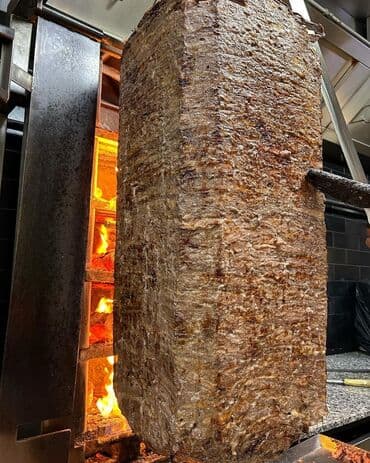 dönər əti sifarişi: Məhsul: Odun közündə bişən ət dönər Xüsusiyyətlər: - Şaquli şişdə — 8