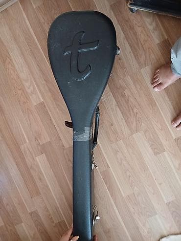 tarlar: Saz üçün futlyar - Forma: saz üçün xüsusi damla formalı korpus - — 2