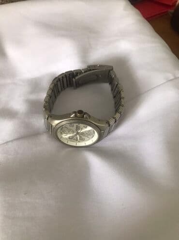 Toy paltarları və aksesuarları: İşlənmiş, Qol saatı, Casio — 2