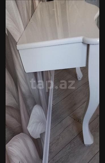 dekor gul: Yaxsi veziyyetdedir masin krasqasidir. Endirim olacaq wp aktivdir Ağ — 2