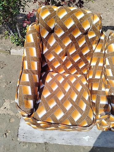 kürü: Kreslo, Parça — 3