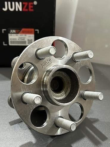 toyota prius ehtiyat: Toyota Prius 30 Gövdə Arxa stupitsa — 2